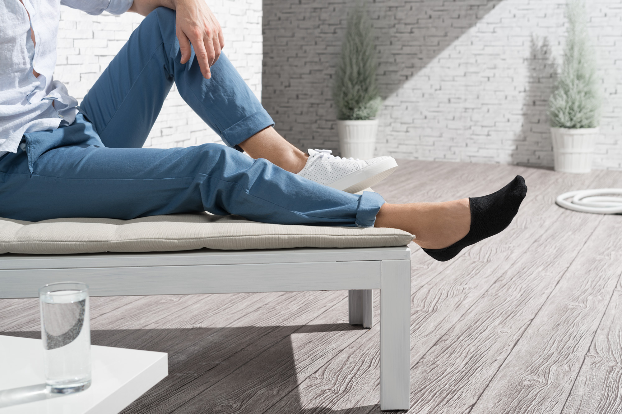 pierre-calvini-invisible-bamboo-socks-black
