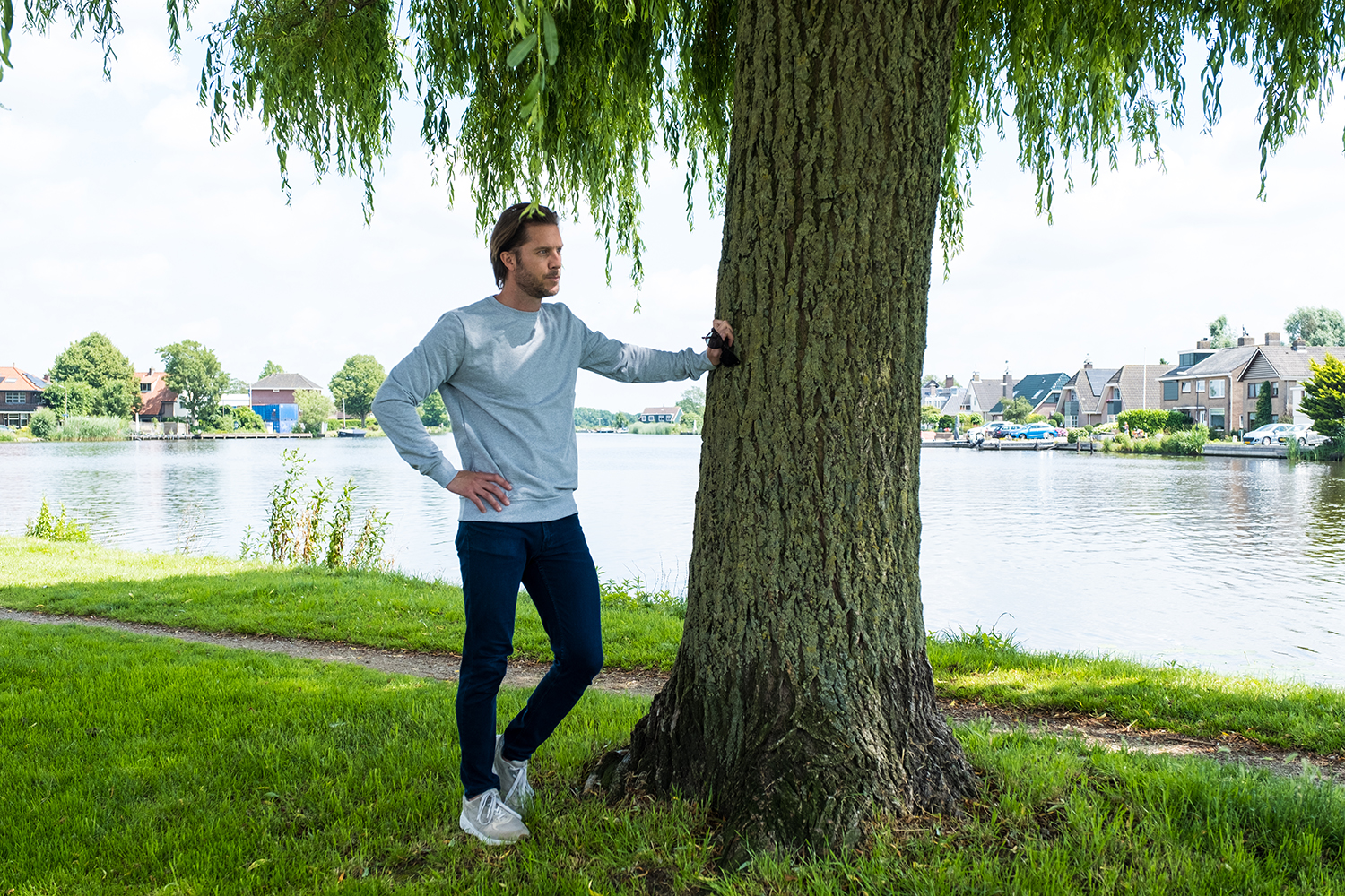pierre-calvini-sweaters-lifestyle